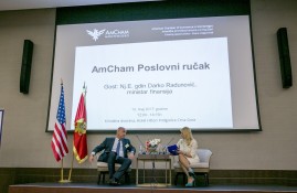 AmCham Business Lunceheon with Minister of finance (22)