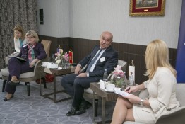 AmCham Business Lunceheon with Minister of finance (7)