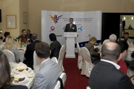 AmCham Business Luncheon with Minister of Economy Vladimir Kavaric Phd, November 9, 2011 (21)