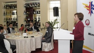 AmCham Business Luncheon with Minister of Economy Vladimir Kavaric Phd, November 9, 2011 (27)