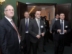 AmCham Business Luncheon with Minister of Finance  Igor Luksic, February 18, 2009 (18)