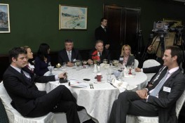 AmCham Business Luncheon with Prime Minister Igor Luksic, April 20, 2011 (20)