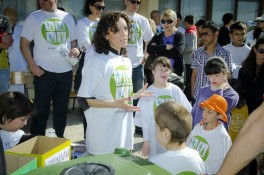 AmCham Clean and Green at the June 1st Elementary School in Podgorica, April 26, 2012 (6)