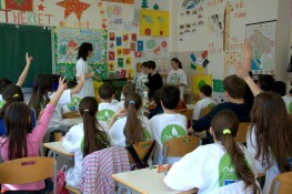 AmCham Clean and Green at the June 1st Elementary School in Podgorica, April 26, 2012 (7)