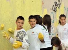 AmCham Clean and Green at the Vuk Karadzic Elementary School in Podgorica, November 6, 2010 (162)