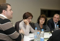 AmCham Round Table with Deputy Minister of Labor Anka Stojkovic, February 2, 2011 (16)