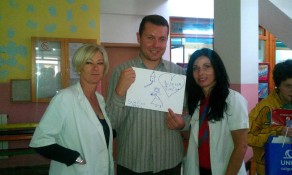 AmCham Donation to the June 1st Elementary School in Podgorica, June 5, 2013 (1)