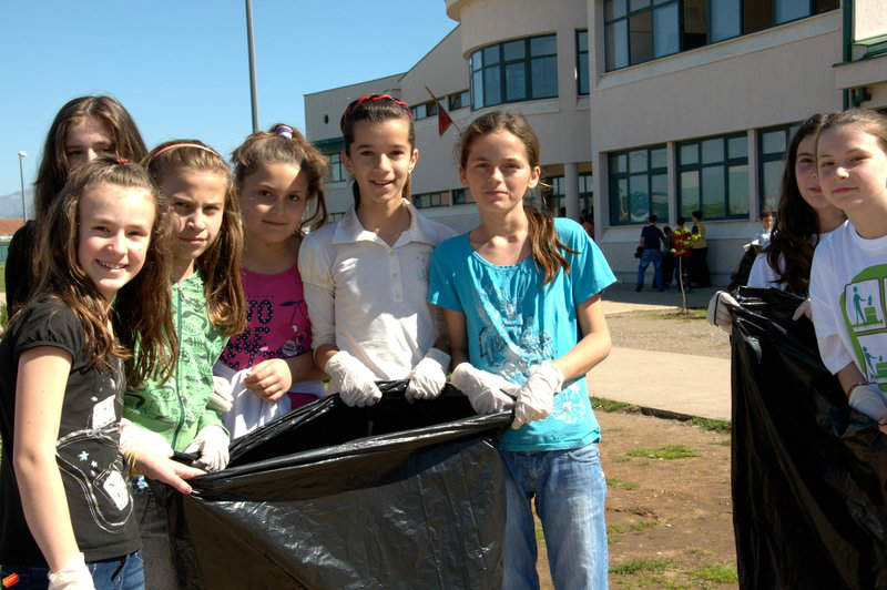 Clean and Green at the Mahmut Lekić Elementary School in Tuzi