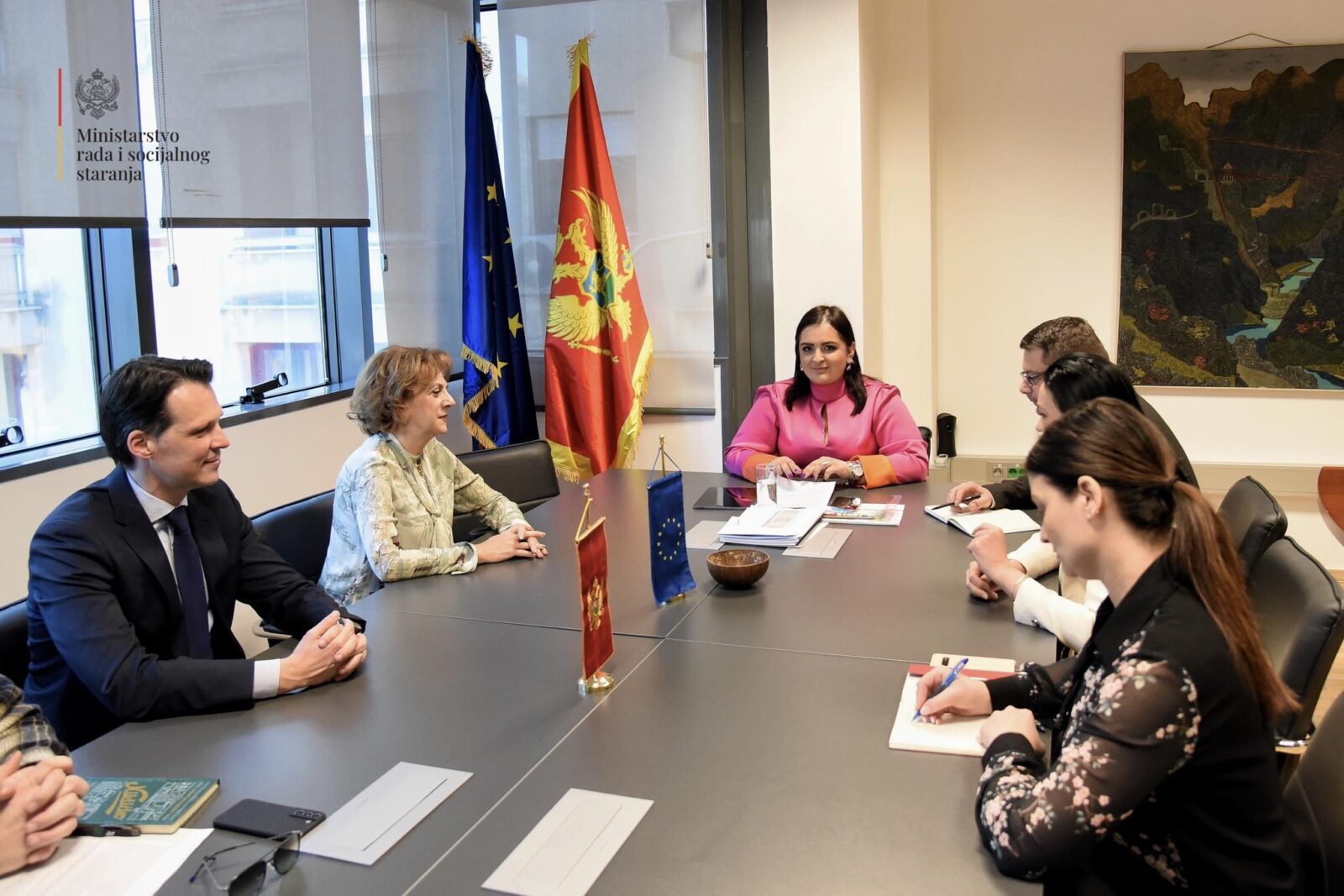 Meeting between Minister Nišić and AmCham representatives in Montenegro