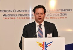 AmCham Business Luncheon with World Bank Representative Jan Peter Olters, May 27,  (30)